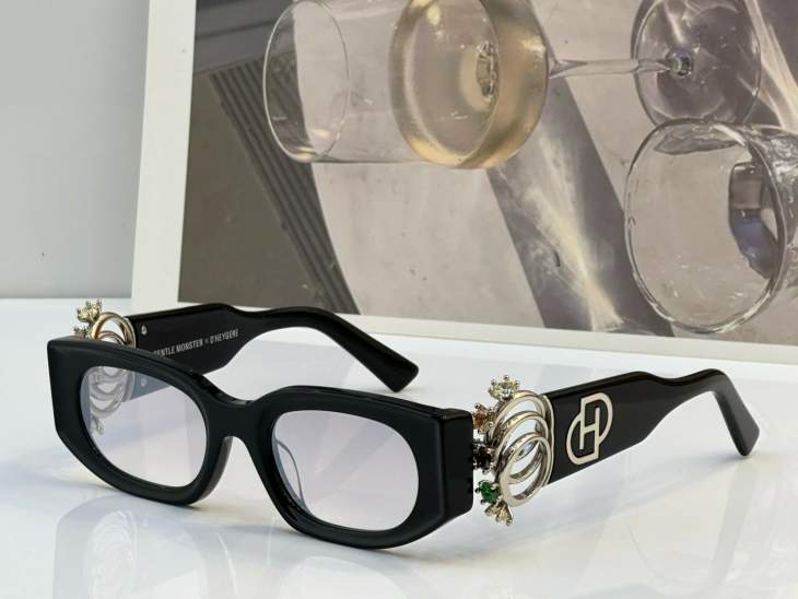 Picture of Gentle Monster Sunglasses _SKUfw66085629fw